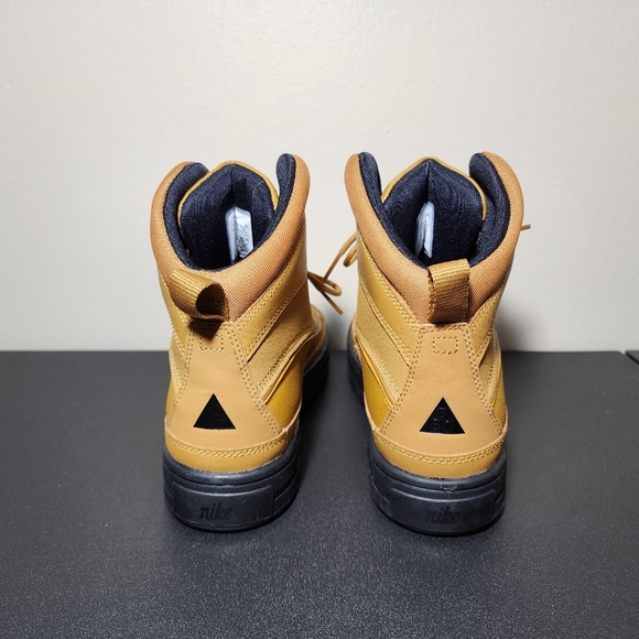 Nike ACG Woodside 2 GS Duck Winter Boots Wheat 524872-703 Kids Youth Size 6Y - Picture 5 of 11